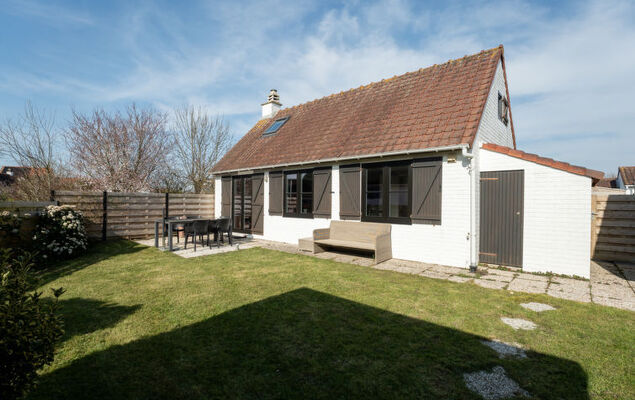 Beluga with parking and shared pool - Photo 28