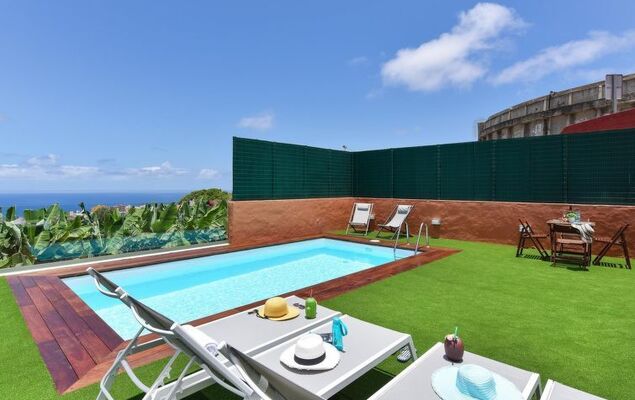 Arriba Arucas - Photo 1